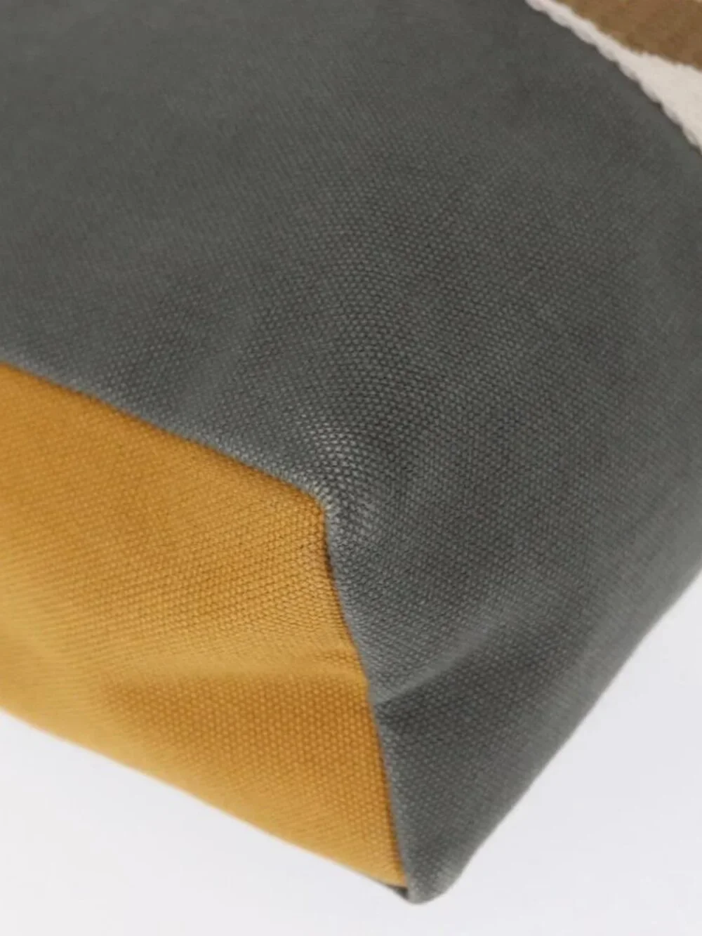 HERMES Jimetu Jumping Pouch Canvas Gray Auth - Picture 11 of 15